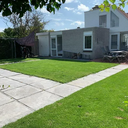 Holiday home Vakantiebungalow Mee Aan Zee Ouddorp